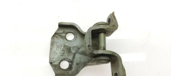 Subaru Legacy Front door upper hinge