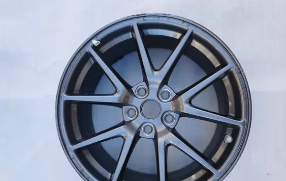 Tesla Model 3 R18 alloy rim 104426100A