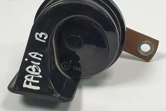 Skoda Fabia Mk1 (6Y) Horn signal