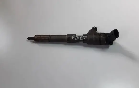 Renault Captur Fuel injector H8201108033