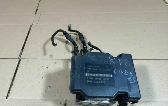 KIA Carens II ABS Pump 589201D300 5WY7624C