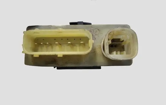 Peugeot 308 Glow plug pre-heat relay 9662570880 018010953