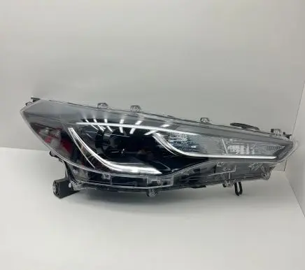 Toyota Corolla Cross Headlight/headlamp 3857006