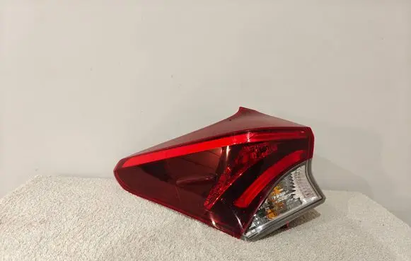 Toyota Auris E180 Rear/tail lights 