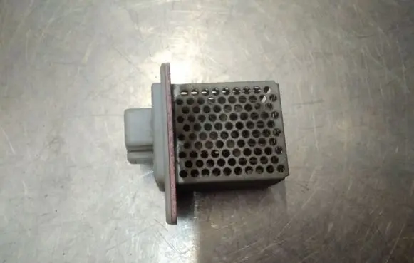 Subaru Forester SF Heater blower motor/fan resistor 50660