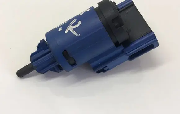 Clutch pedal sensor