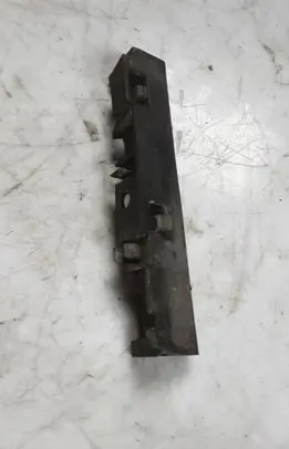 Audi A6 S6 C7 4G Front bumper mounting bracket 4G0853922