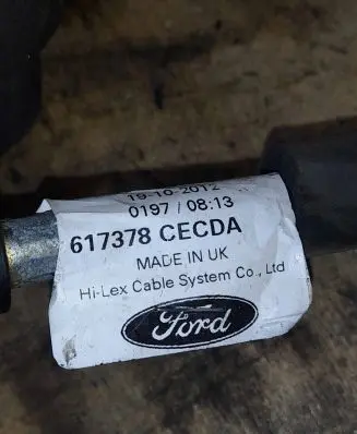 Gear shift cable linkage