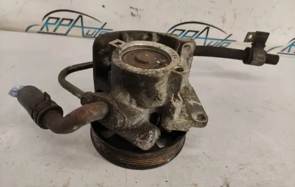Chevrolet Captiva Power steering pump 96440132 540297