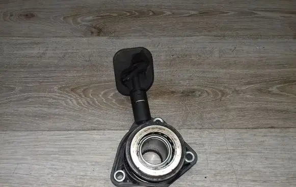 Volvo V50 clutch release bearing 