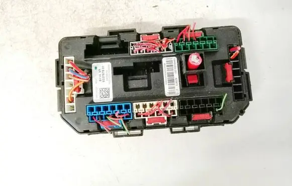 BMW 3 F30 F35 F31 Fuse box set 933787901 6114v7
