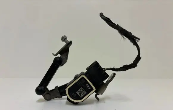 BMW 7 F01 F02 F03 F04 Headlight/headlamp level sensor 6788571 37146788571 25916010