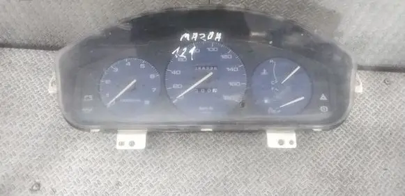 Mazda 121 Speedometer (instrument cluster) DB04119440