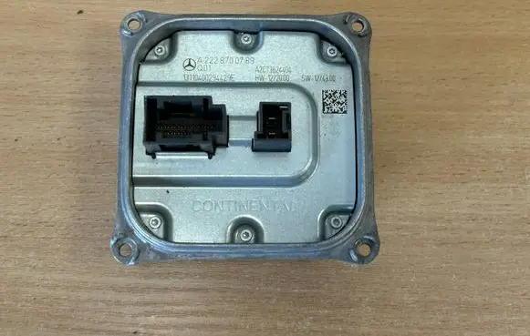 Mercedes-Benz E W212 Headlight ballast module Xenon A2228700789