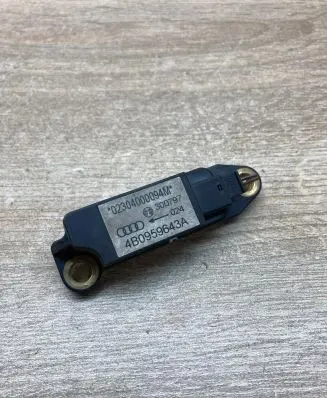 Audi A6 S6 C5 4B Airbag deployment crash/impact sensor 4B0959643A