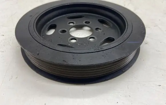 Peugeot 407 Crankshaft pulley 4S70683198C