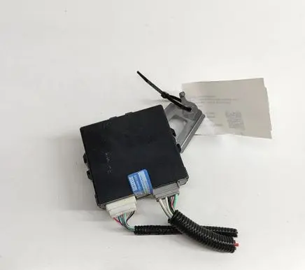 Toyota RAV 4 (XA50) Rear brake EMF control unit/module 15181111250 8905042010