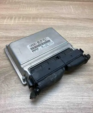 Audi A4 S4 B6 8E 8H Engine control unit/module ECU 8E0907557F 0261207401 WithPlug