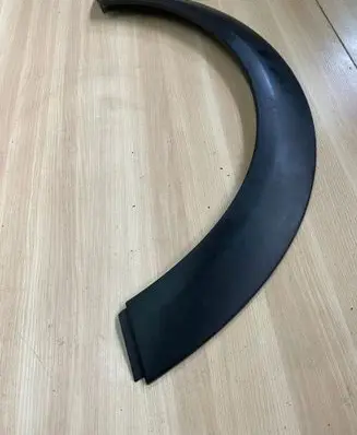 Mini One - Cooper Coupe R56 Fender trim (molding) 11412910