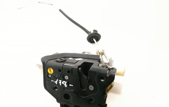 Audi Q7 4L Rear door lock 3C4839015A