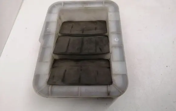 Toyota Auris E180 Fender grill 6294002011