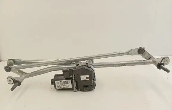 Porsche Macan (95B) Front wiper linkage and motor 95B955114D