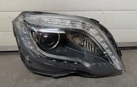Mercedes-Benz GLK (X204) Headlight/headlamp A2048201639