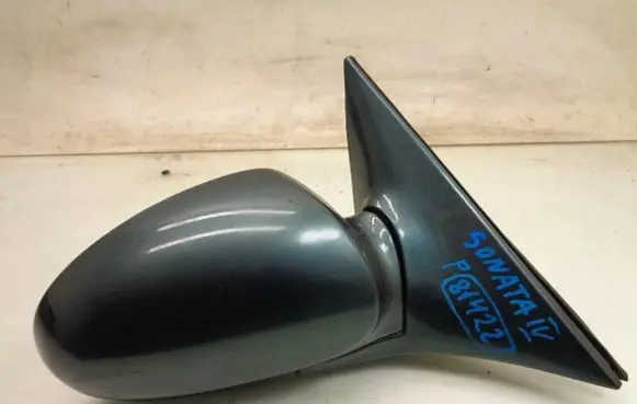 Hyundai Sonata Front door electric wing mirror