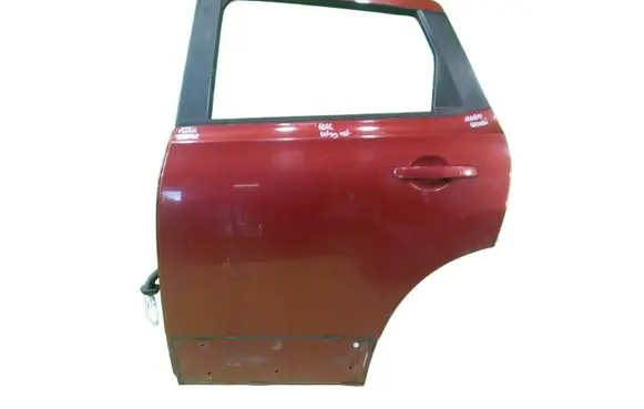 Nissan Qashqai Rear door LEWE