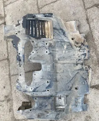 Subaru Outback Engine splash shield/under tray 56440AG160