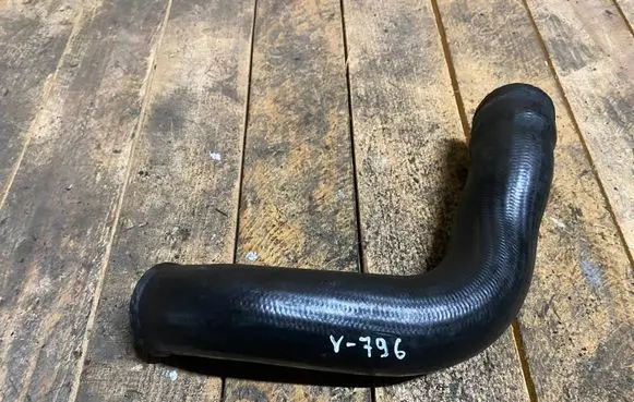 Mercedes-Benz Vito Viano W639 Intercooler hose/pipe A6395281782 6395281782
