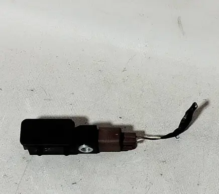 Ford Mondeo Mk III Airbag deployment crash/impact sensor 1s7t14b342ac 701030