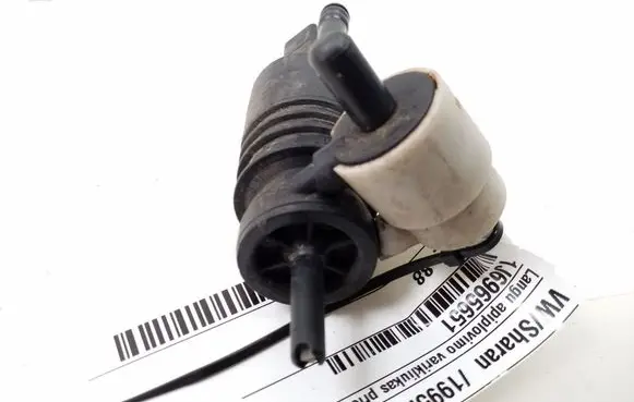 Volkswagen Sharan Windscreen/windshield washer pump 1J6965651