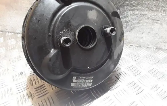 Chevrolet Cruze Brake booster 13252945 526903707