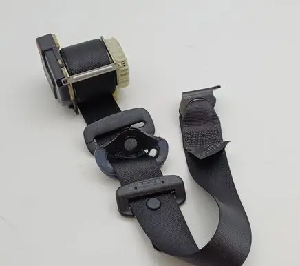 Opel Corsa C Rear seatbelt 09114843N