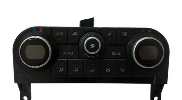 Nissan Qashqai Climate control unit 27500BR47A C1X04