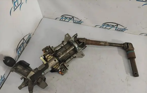 Ford Focus Steering wheel axle 868500A
