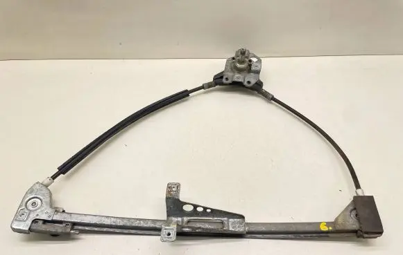Audi 80 90 S2 B4 Front door manual window regulator 8A0837399