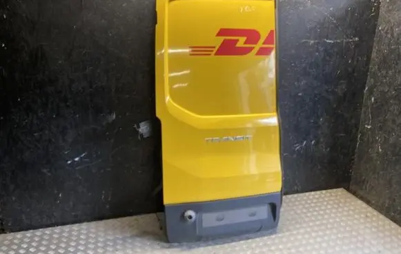 Rear door