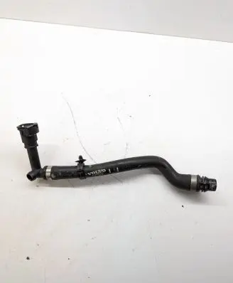 Volvo XC90 Engine coolant pipe/hose 31368540 CF6HC