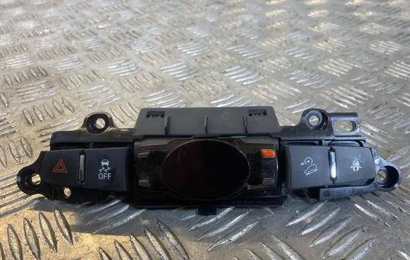 Chevrolet Captiva Clock A82 1747 9018