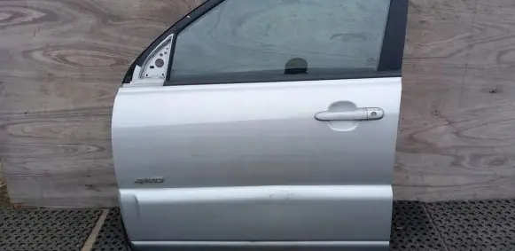 KIA Sportage Front door