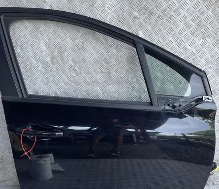 Peugeot 208 I Front door