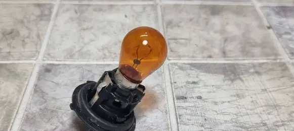 BMW X1 E84 Headlight/headlamp bulb 