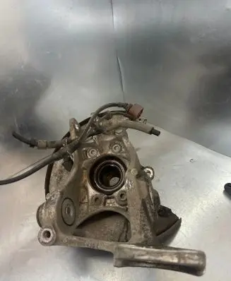 Audi A6 S6 C7 4G Rear wheel hub 8R0805435C