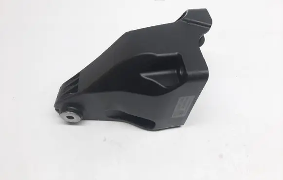Engine mount bracket