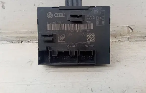 Audi A5 8T 8F Door control unit/module 8T0959795L 8T0959795C