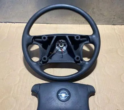 Opel Omega A Steering wheel 2008850