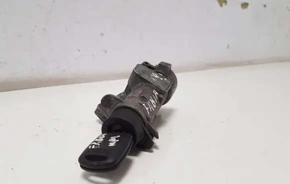 Skoda Fabia Mk1 (6Y) Ignition lock 4B0905851C