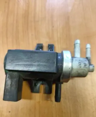 Seat Alhambra (Mk1) Turbo solenoid valve 1J0906627A